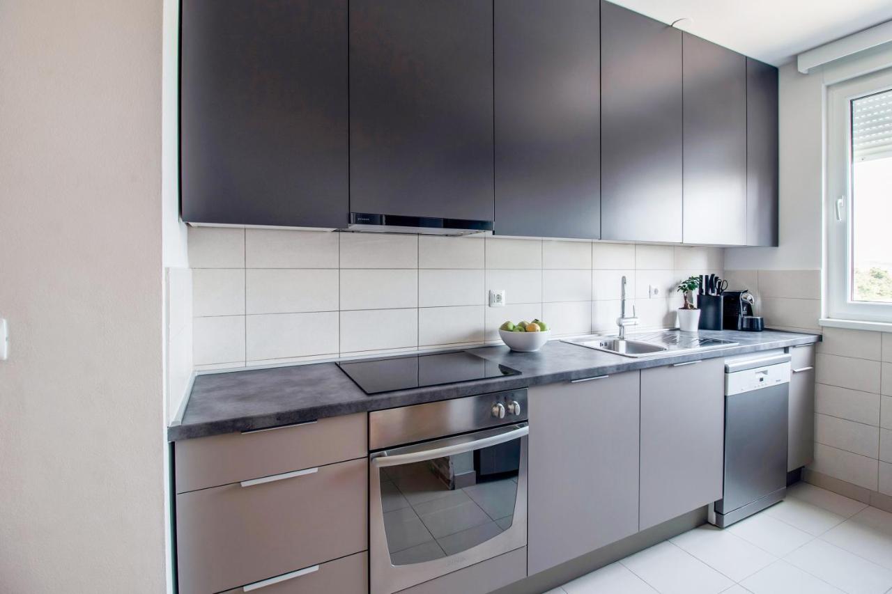 Apartment Montesa Zadar With Free Parking And Balcony Екстер'єр фото