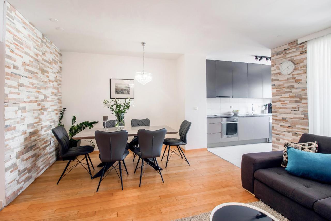 Apartment Montesa Zadar With Free Parking And Balcony Екстер'єр фото