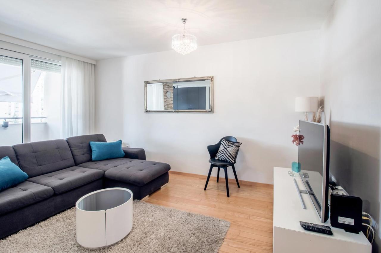 Apartment Montesa Zadar With Free Parking And Balcony Екстер'єр фото