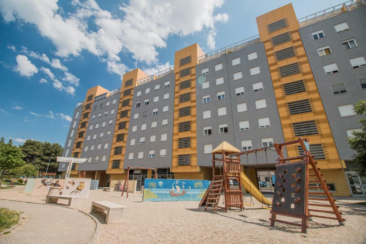 Apartment Montesa Zadar With Free Parking And Balcony Екстер'єр фото